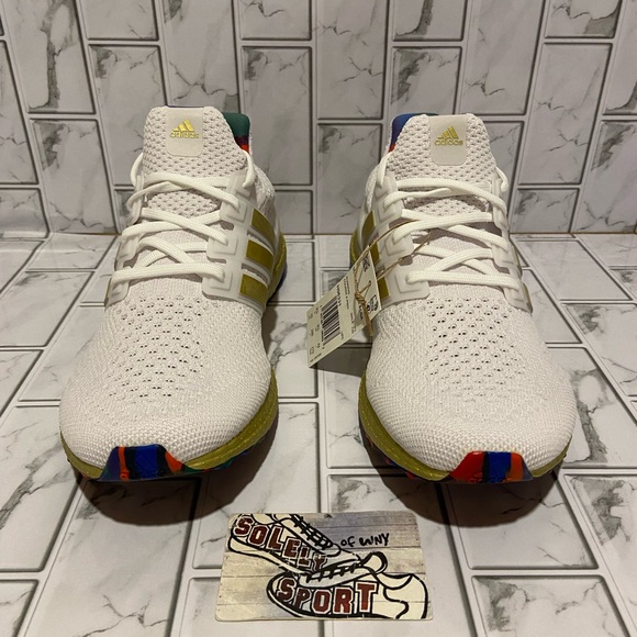 Adidas Ultraboost 5.0 DNA White Gold Running Training Gym Ultra Boost Mens Sizes - Picture 6 of 15
